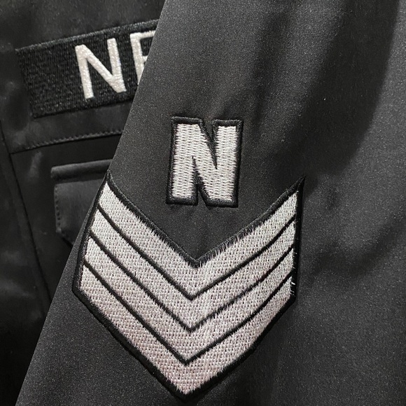 NEFF Ski Coat - Picture 2 of 5